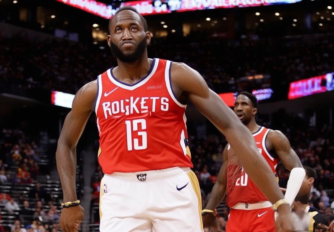 鹈鹕爆冷输球送大礼！火箭躺赢升至西部第三，乌度卡防守体系与范弗利特领袖价值成争冠根基